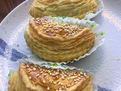 金枕榴莲酥-奕景小馆·地道大连菜(恒隆广场店)