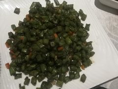 -湖庭壹品鸭王·传统北京烤鸭·别墅私房菜·庭院宵夜(江宁店)