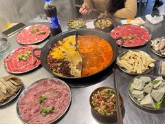 -鹿鸣山草本茶香火锅(园西路店)