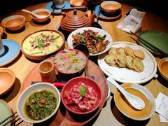 -吃饭皇帝大土家民族菜(正大广场店)