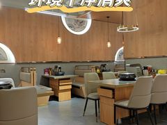 大堂-围炉肉舍•炭烤活鳗•丹东海鲜烤肉(步行街店)