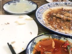 -壹阁胡羊焖饼(特色小吃街店)
