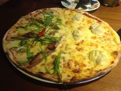 -JINNS锦时 steak&pizza(浸信会礼拜堂旧址店)