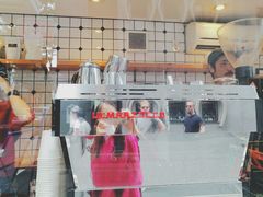 -ABOUT LIFE COFFEE BREWERS