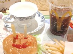 -麦当劳(世界城广场店)