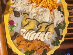 -老牌坊云南鱼豆花火锅(爱建店)