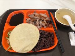 -深圳大学城荔园一食堂(校园路)