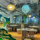 满是胶原蛋白的椰子鸡，这汤也太好喝了吧！