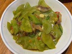 -头上红煨盐鸡·非遗院子餐厅
