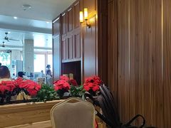 -鹏城人家海鲜酒家·23年老字号(较场尾店)