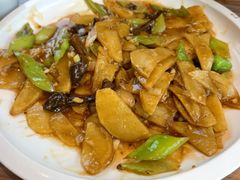 -九转小磨·非遗东北菜(群力店)