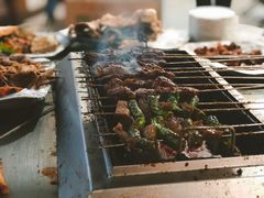 -老广烧烤(骆驼山康馨园店)