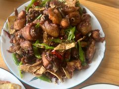 -美顺香食府鱼头老店(雪野湖店)