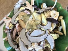 -野菌园·野生菌火锅首创第一家(关兴路总店)