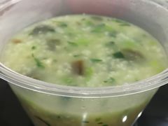皮蛋瘦肉粥-老上海吴江路生煎(永泰店)
