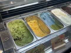 -极拉图·现制冰淇淋(大卫城店)