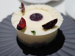 -潮一不贰·法式甜品·生日蛋糕·西式简餐(外滩店)