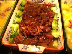 红烧猪蹄-融信华邑酒店·鲜艳西餐厅