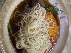 煎蛋-沉香牛肉面