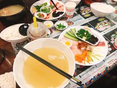-桥香园正宗过桥米线(机场五店)