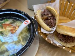 -闫家驴肉老店(华电一校店)