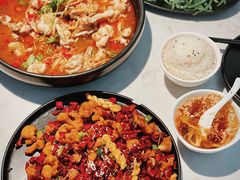 -本来精品川菜(嘉里中心店)