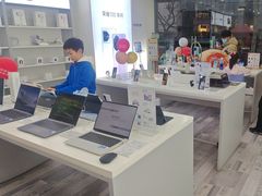 -荣耀授权专卖店(黄浦浙江中路店)