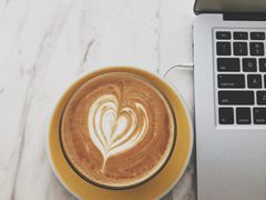 flat&nbsp;White-UNI UNI(环亚凯瑟琳店)