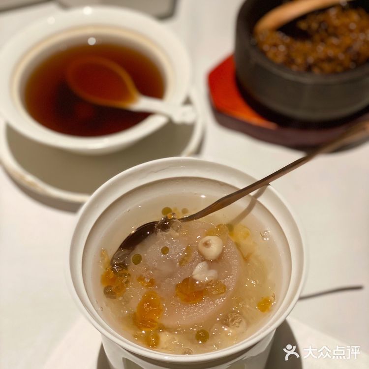 Silver pot 银锅现代川菜