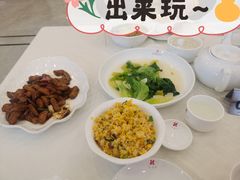 -怡园饭店-餐厅(四望亭店)