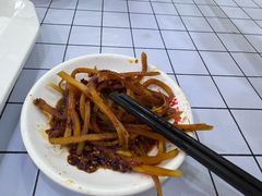 -陈寔包子王·卤煮小肠·京味小吃(龙潭店)