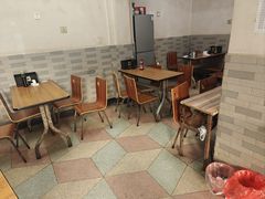 -老字号眼镜子煎包汤包店