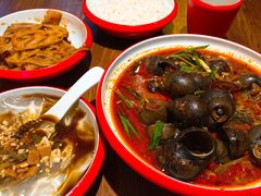 -老闵田螺馆·南昌市井菜·特色小吃(总店)