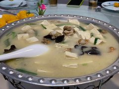 -龙香居海鲜浑锅家常菜·特色驴肉