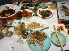 -嗨辣小聚·盘锦河蟹·海鲜烧烤龙虾(盘锦十年好店)