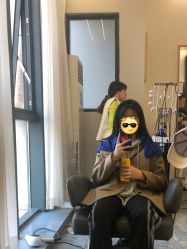 -V8潮牌·接发烫染连锁