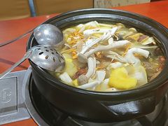 -菌之家·专业纯野生菌火锅·特色炒菌