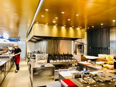 自助取餐区-中信理想家漫食(白云国际机场T2航站楼店)