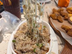 -必胜客(WOW中心城店)