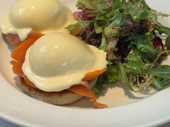 -ROAST coffee & eatery