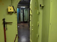 -阿芙乐尔号巡洋舰