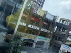 -绿地金御广场