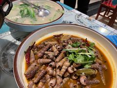 -百味地锅鸡(二店·财校分店)