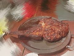 -恰餐厅及酒吧 CHAR Bar & Grill (北京丽都皇冠假日店)