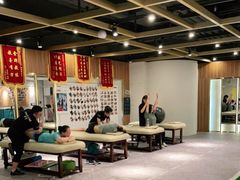 -银吉姆健身(恒隆馆)