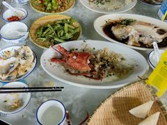 -范饭椰林川湘味海鲜·椰子鸡(三亚湾椰梦长廊店)