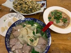 -凤齐羊肉烩面馆