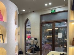 -六六奢品·vintage中古·回收二手奢侈品包包手表首饰(环球港店)