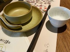 餐具摆设-盡膳口福跷脚牛肉火锅(合生汇购物中心店)