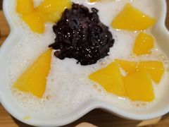 -三花奶奶的甜品(百联嘉定购物中心店)